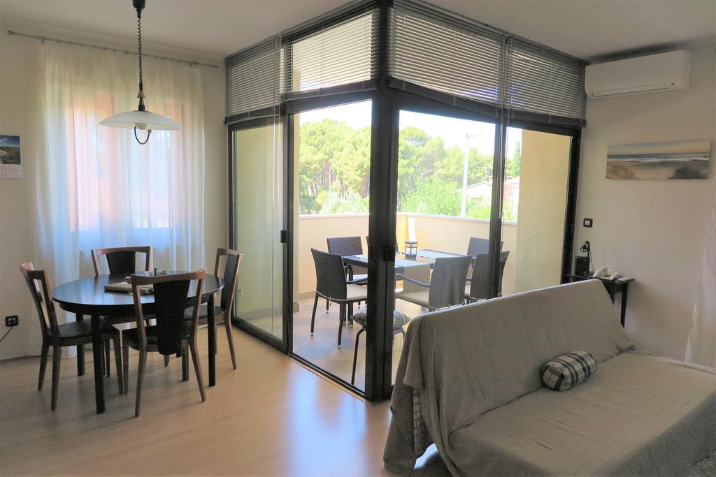 Apartment Lara Rovinj Exterior foto